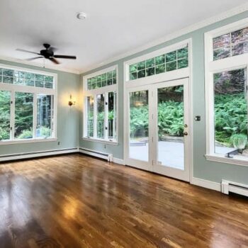 Professional Painting Company Revamps Wooden-Floored Room